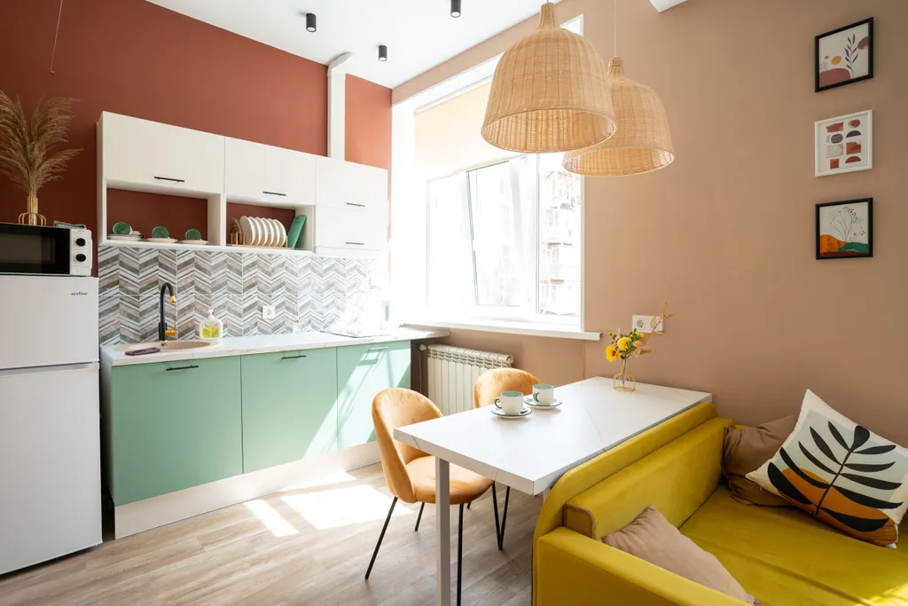 Яркая квартира-студия со свежим ремонтом