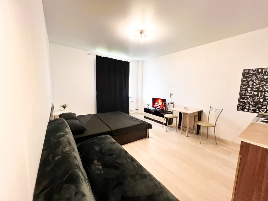 Вместительная квартира для семьи — аренда посуточно в Мурино