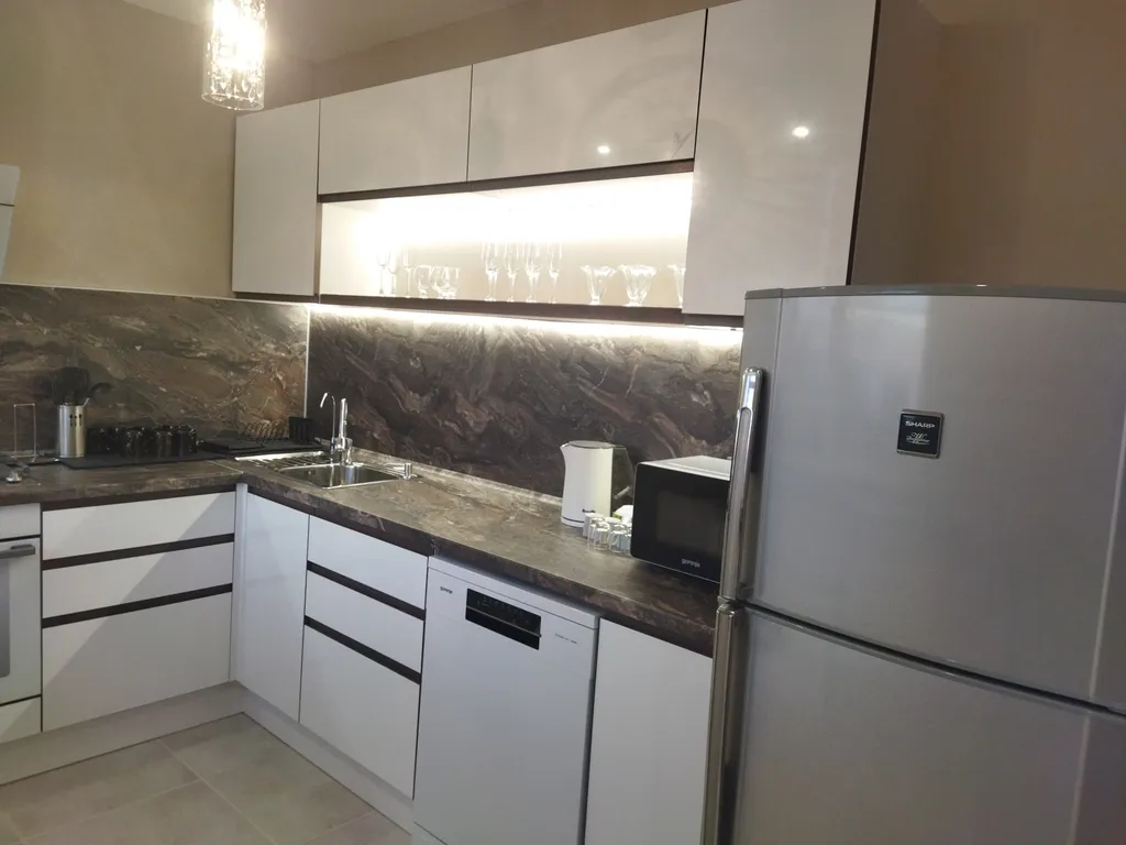 3-комнатная квартира в доме с видом на горы и море