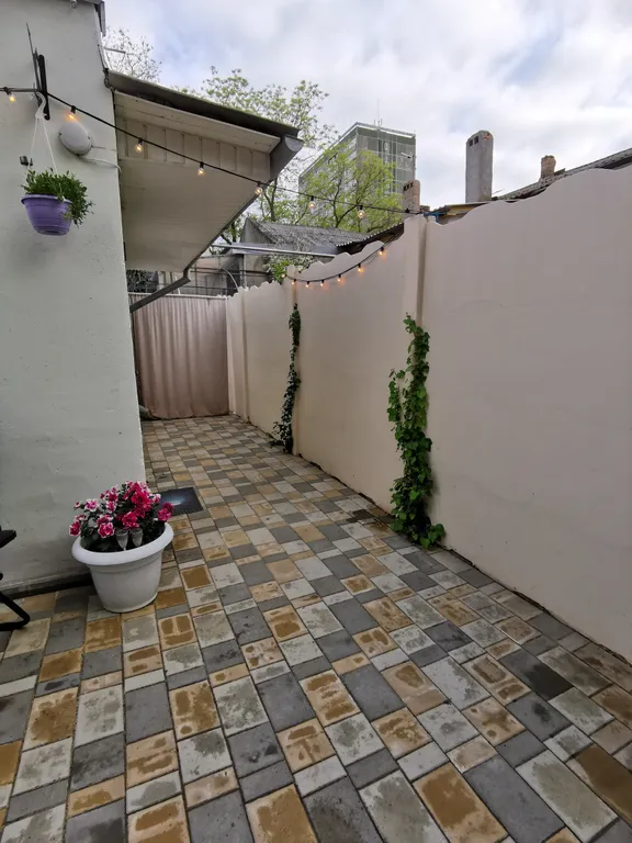 Коттедж Коттедж Бунгало с отдельным двориком — Евпатория