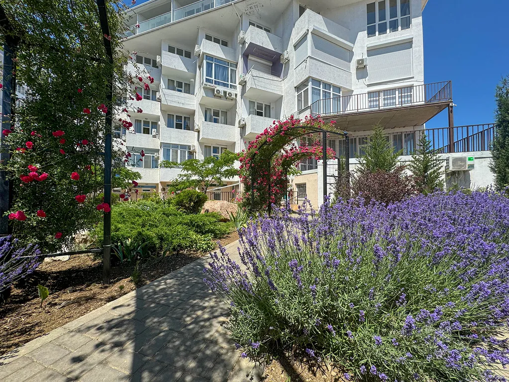 Уютные апартаменты с видом на море