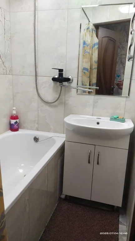 Уюная 3х комнатная квартира в центре города