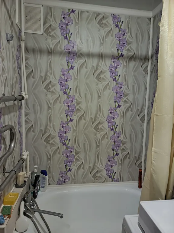 Чистая, уютная, после капитального ремонта 2-комнатная квартира