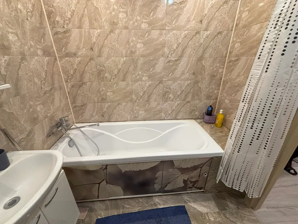 Уютная студия в живописном районе рядом с аэропортом