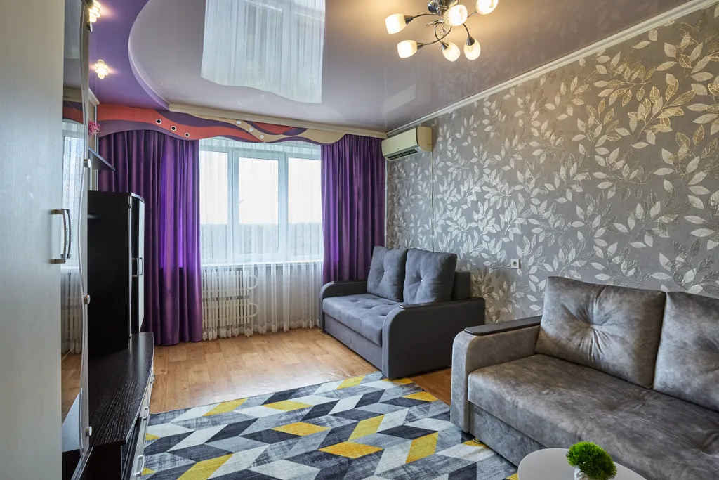 Двухкомнатная квартира с красивым видом из окна