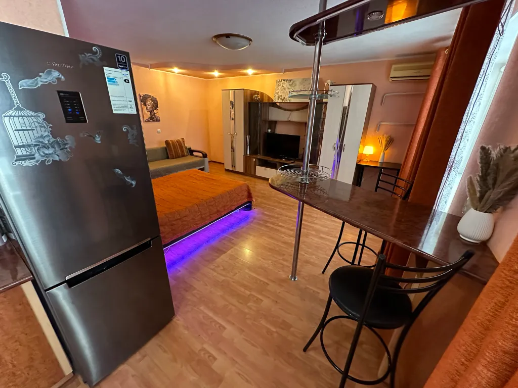 Чистота и уют возле НПИ, НГМА, Ледового, Космоса и М4