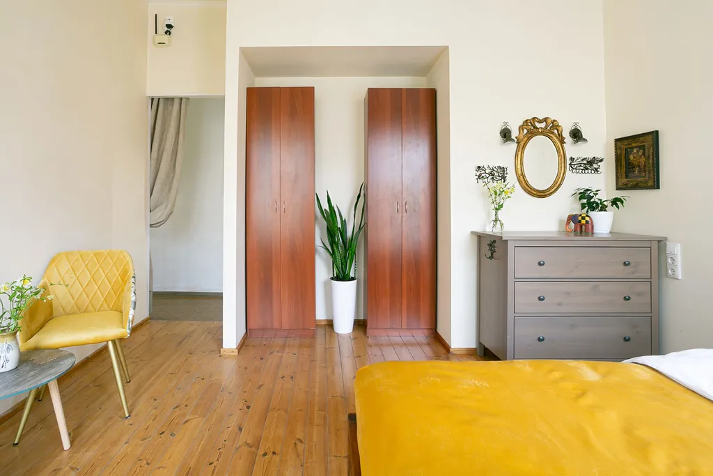 Светлый дом на Сенной