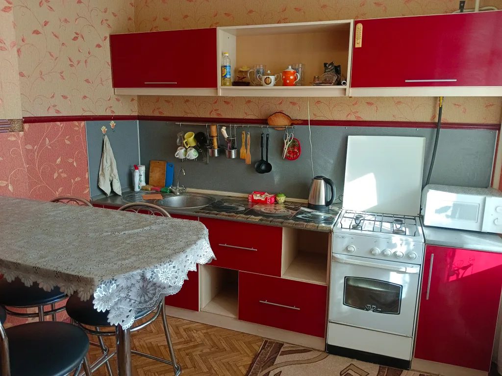 Уютная квартира в центре города, рядом МегаГринн, СХА и парк Патриот