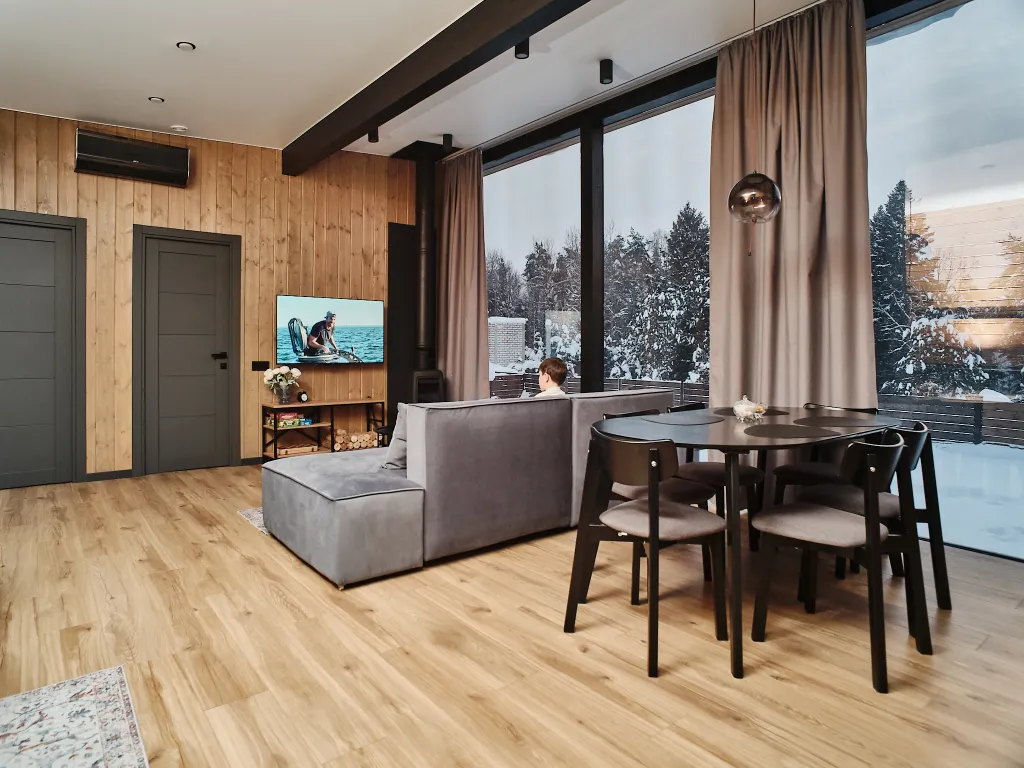 Нoвый уютный дoм с сауной у горнолыжного склона "Черника"