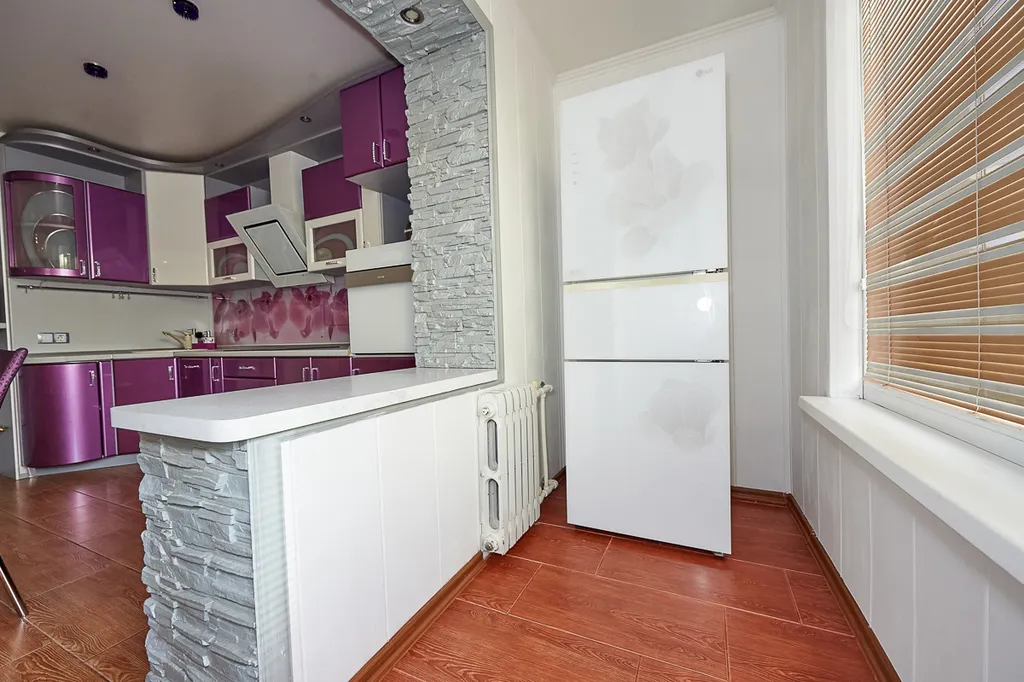 Большая теплая квартира с джакузи и видом на лес и детскую площадку