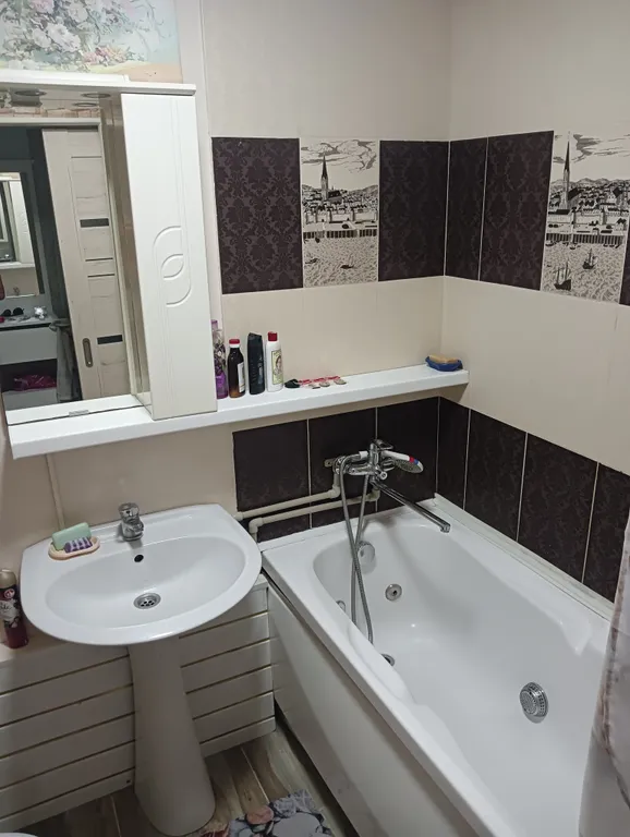 Терем с мансардой в дивном лесу у моря, с новым ремонтом и обстановкой