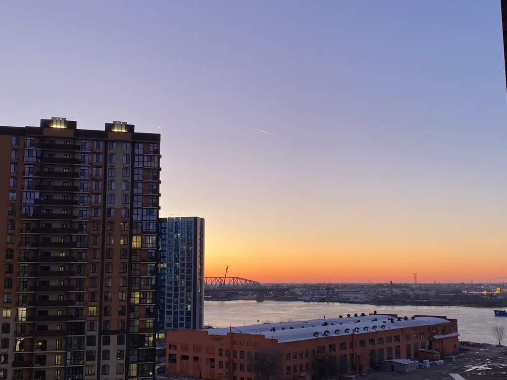 Евро 2-ка с панорамным балконом на р. Волга в элитном ЖК