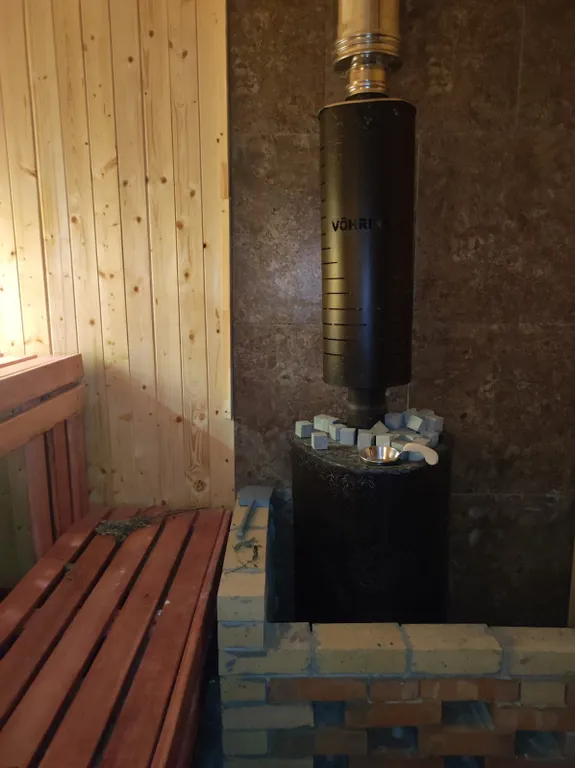 8-комнатный Дом