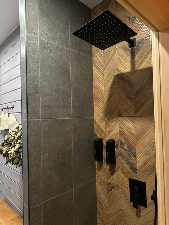 Коттедж Уютный коттедж с сауной и купелью — Бугры