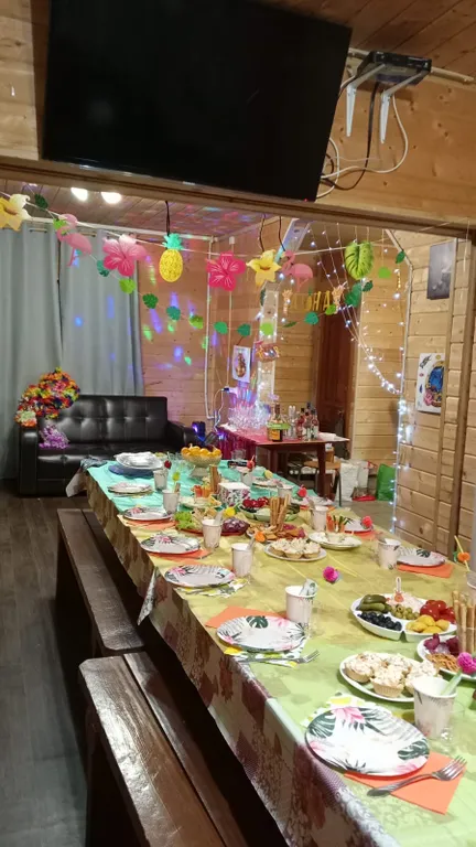 Коттедж для банкетов в Медвежьих озерах