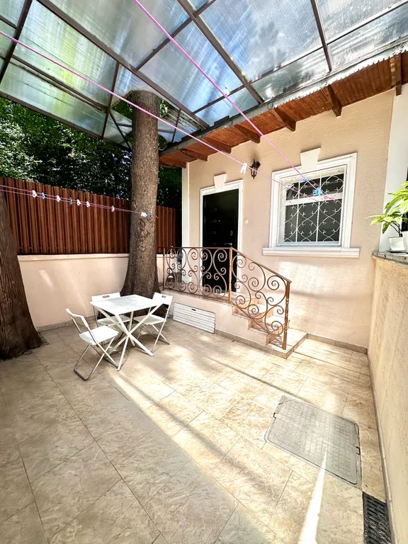 Квартира возле моря в центре