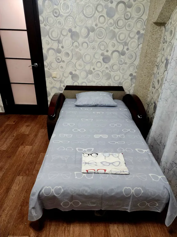 2х комнатная квартира около набережной