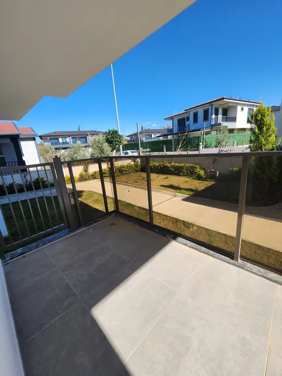 Квартира в комплексе с бассейном недалеко от пляжа