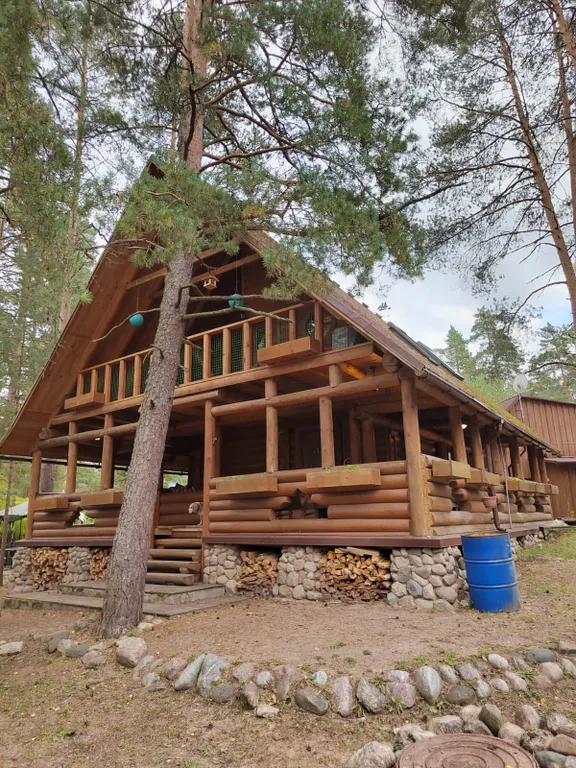 Коттедж Дом для отдыха рядом с рекой Луга — Луга