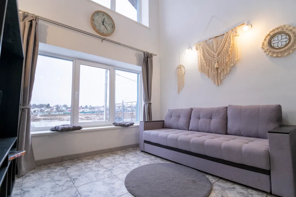 Дом в стиле лофт с своим озером на территории