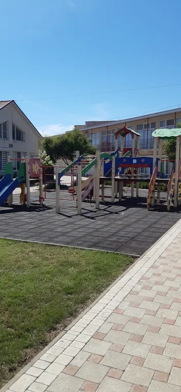 Студия в коттеджном посёлке в 500 метрах от пляжа.