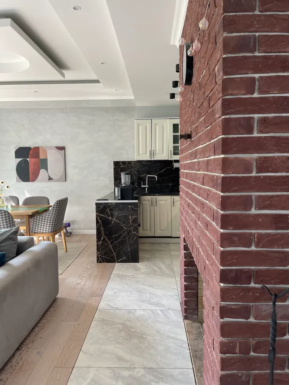 Уютный дом с баней, чаном и видом на горы