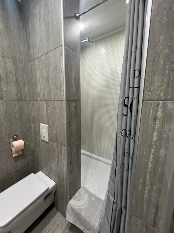 Апартаменты  с террасой с видом на горы в самом центре курорта Красная