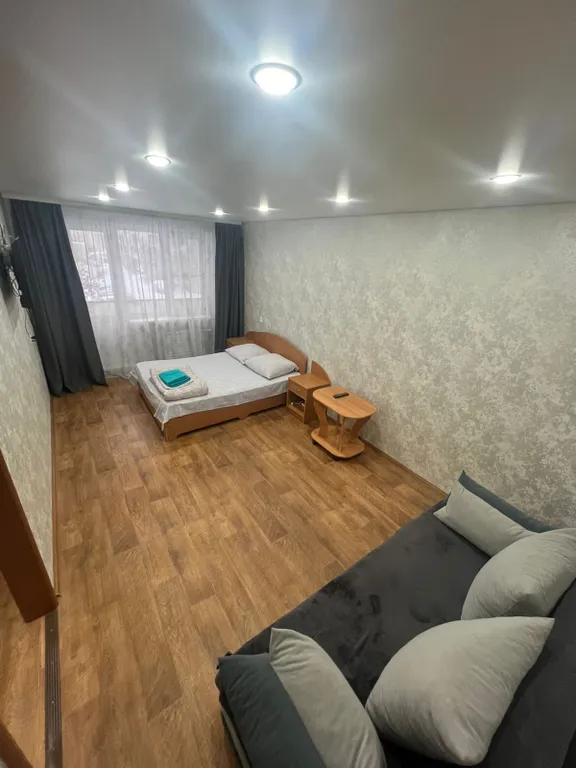 Уютная квартира в восточной части города — аренда посуточно в Краснотурьинск