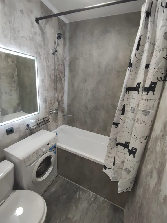 ЖД вокзал, студия