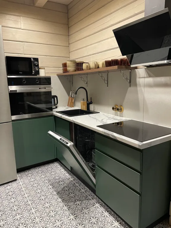 Гостевой дом Добрый Филин с большим летним бассейном и кондиционерами