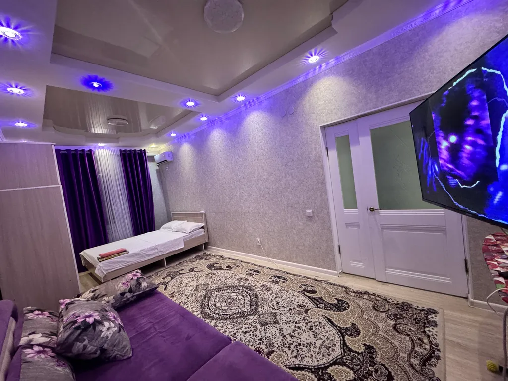 1 комнатная квартира у ТЦ Бум