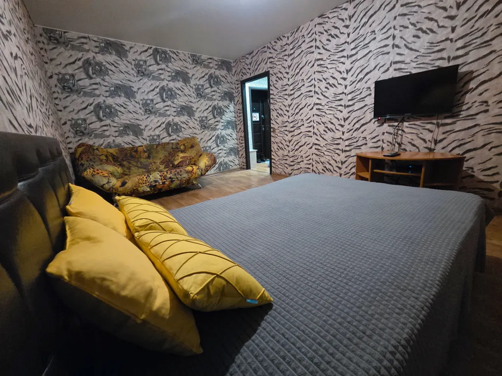 Однокомнатная около ЖД института