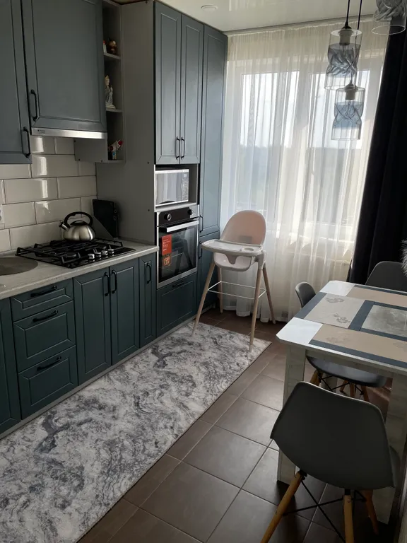 Уютная квартира — аренда посуточно в Псков