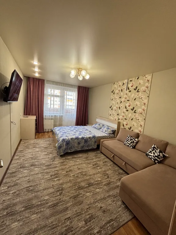 Уютная двухкомнатная квартира — аренда посуточно в Набережные Челны