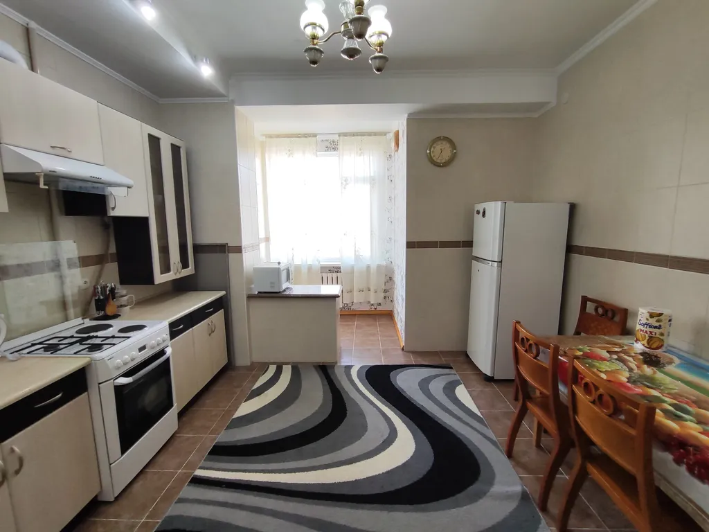 Просторные двухкомнатные апартаменты в центре филармония