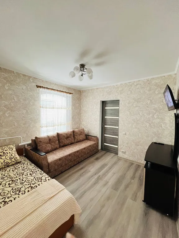 3-комнатная Квартира — аренда посуточно в Бердянск