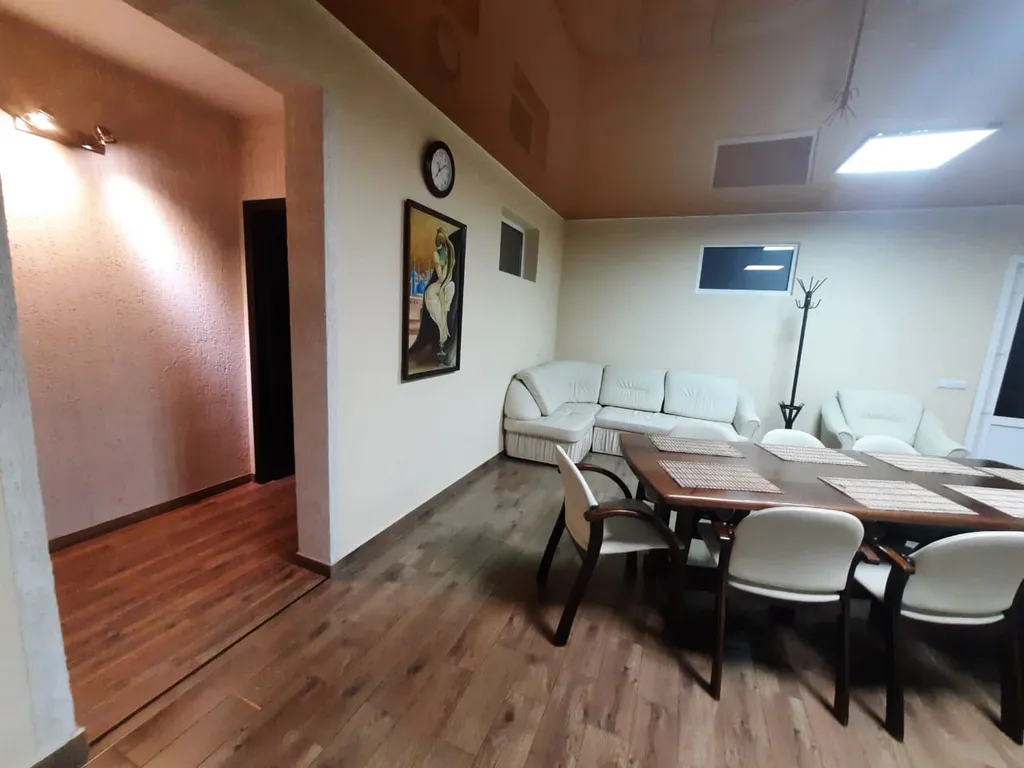 Гостевой домик с бассейном