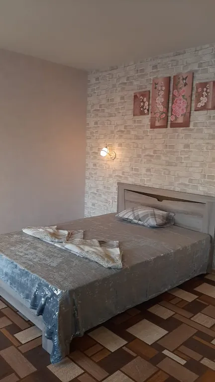 Уютная однокомнатная квартира — аренда посуточно в Норильск