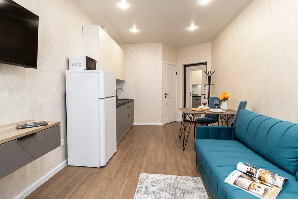 Квартира Квартира Яркая студия с диваном — Краснодар