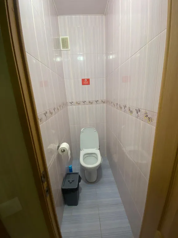 Большой двухэтажный дом