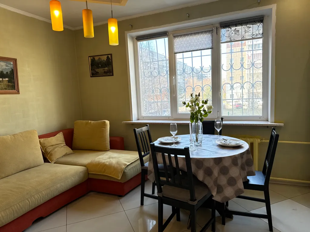 Квартира Уютная 3-комнатная квартира — Красноярск