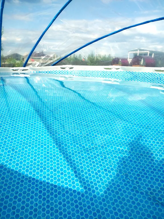 Апартамент с бассейном