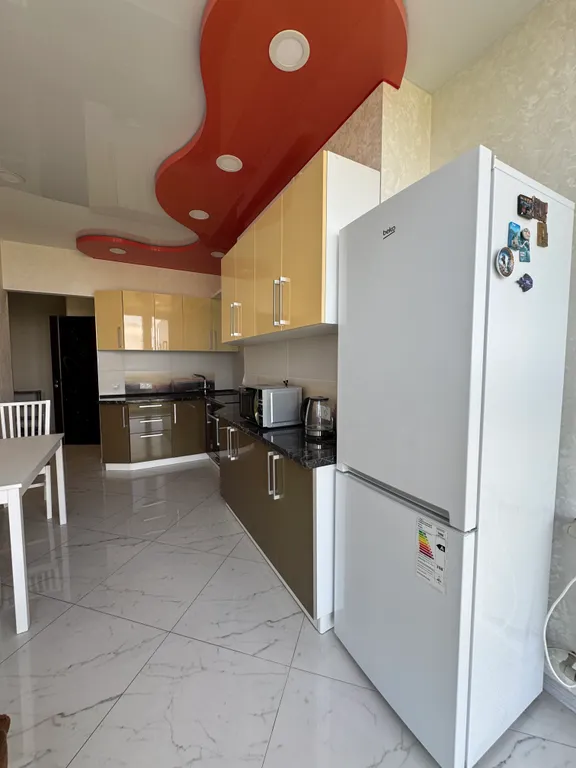 Апартаменты с видом на город с 24 этажа