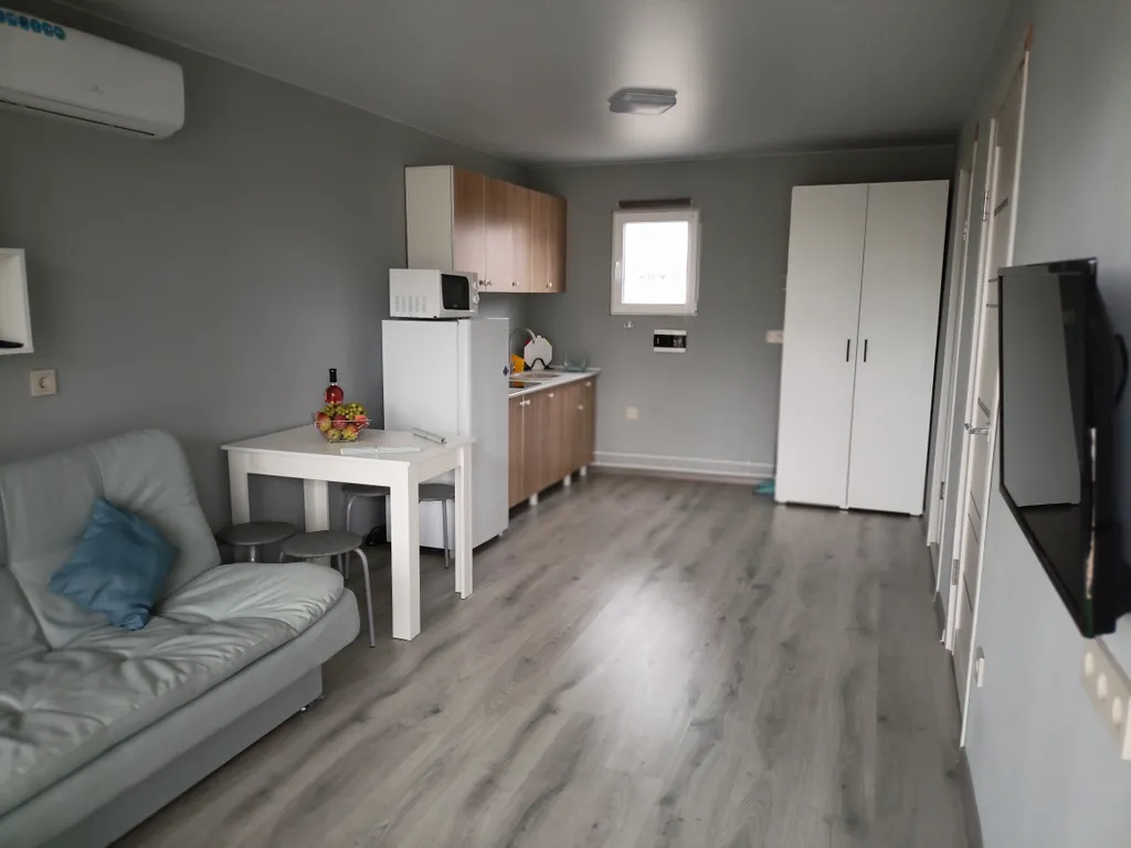 Уютный домик с видом на море