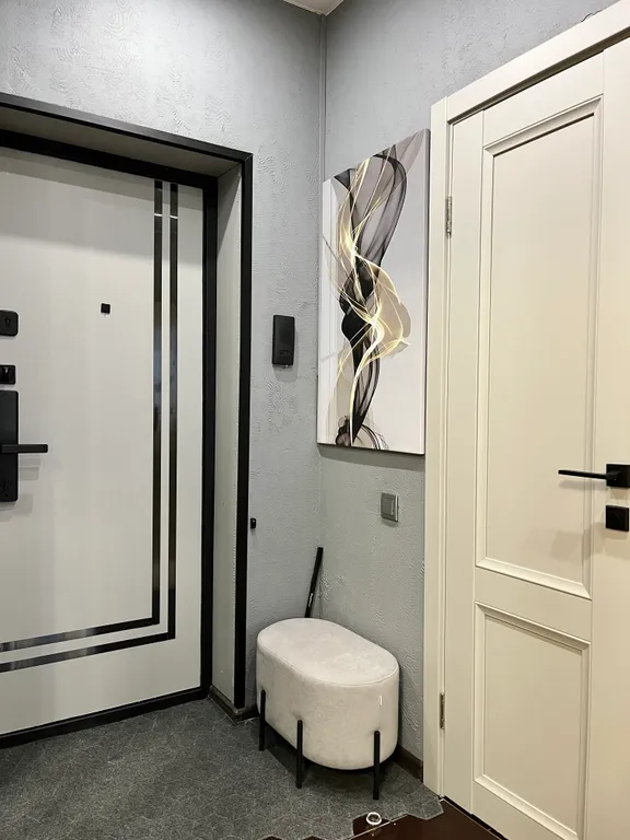 Дизайнерская квартира на Взлетке рядом с торговым центром Планета