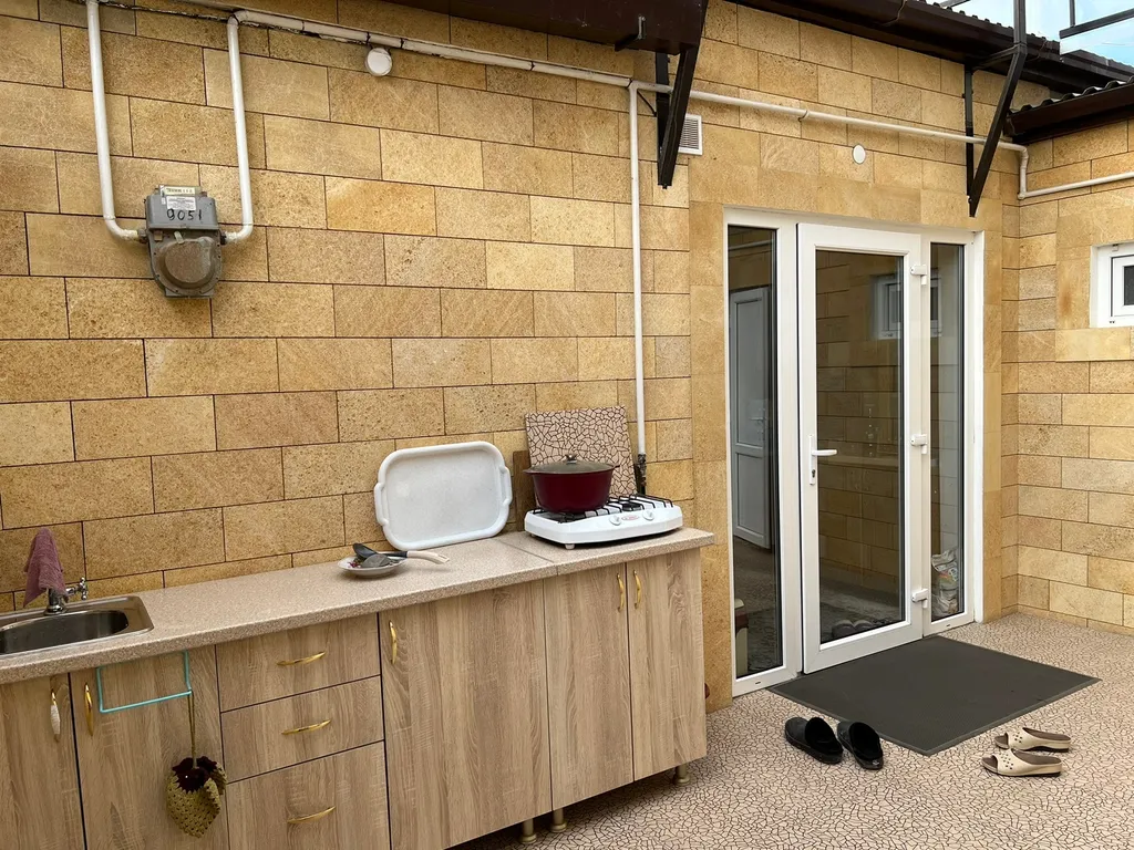 Уютный дом на берегу Каспийского моря