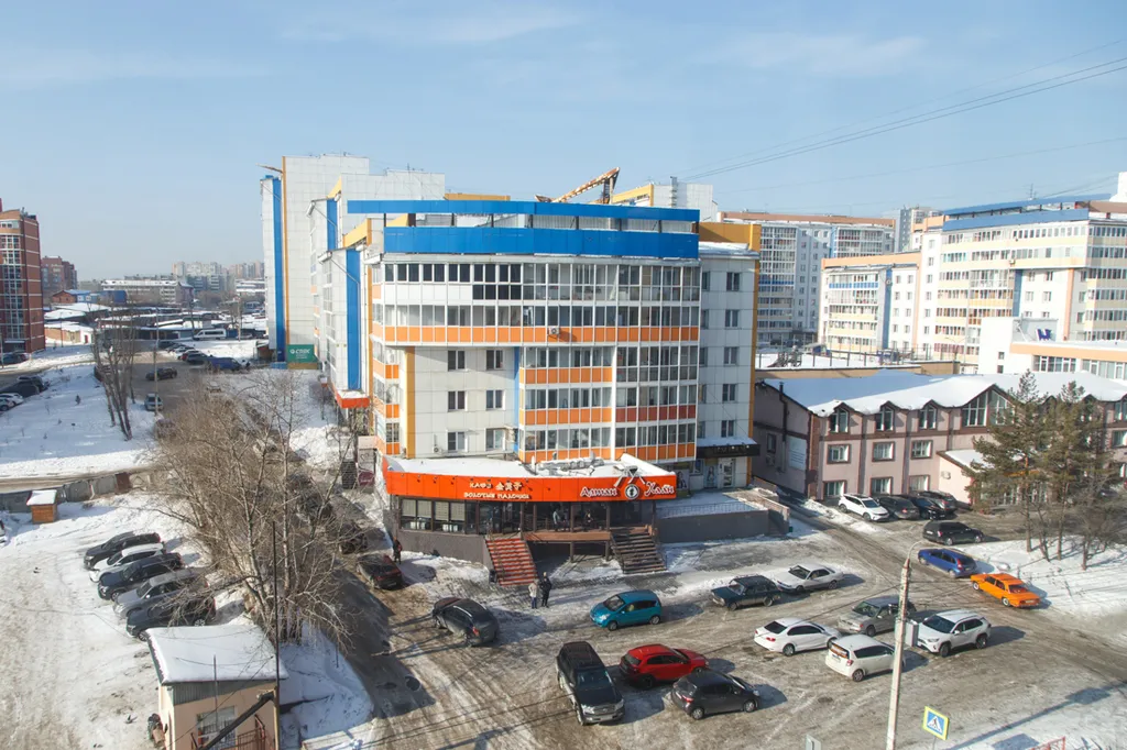 Современная просторная квартира 10 минут от центра