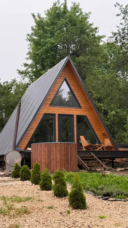 Коттедж А-фрейм у реки Белой Адыгея — аренда посуточно в Каменномостский