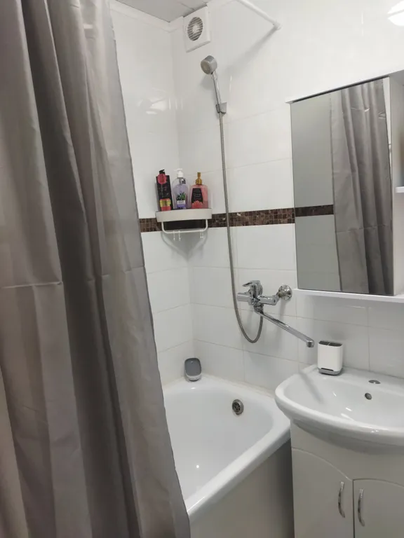 Уютная, чистая и светлая квартира, всё что нужно ест в квартире