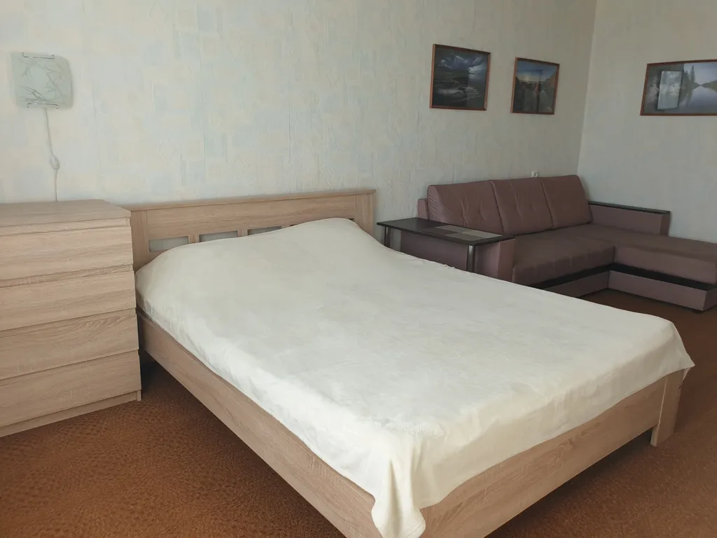 Квартира с балконом